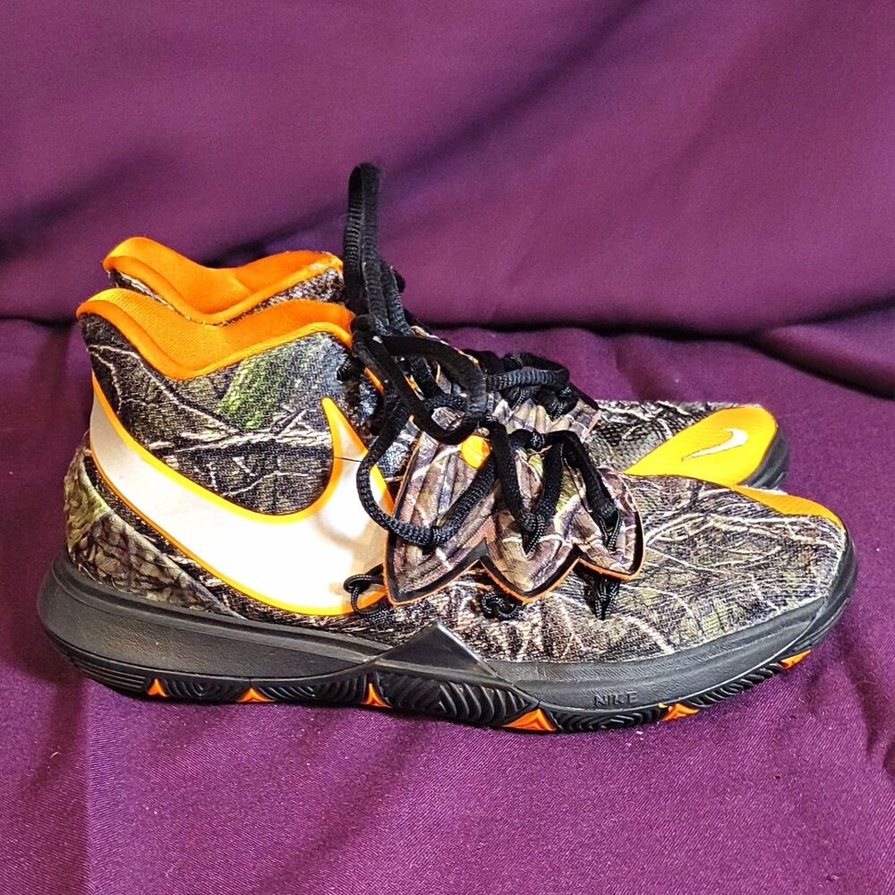 Nike Kyrie 5 GS Basketball Sneakers Camo Orange Black White US 5Y